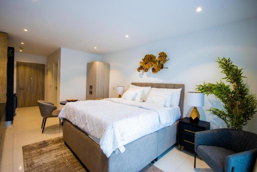 Splendid Apartments @ The Lennox Accra Bagian luar foto